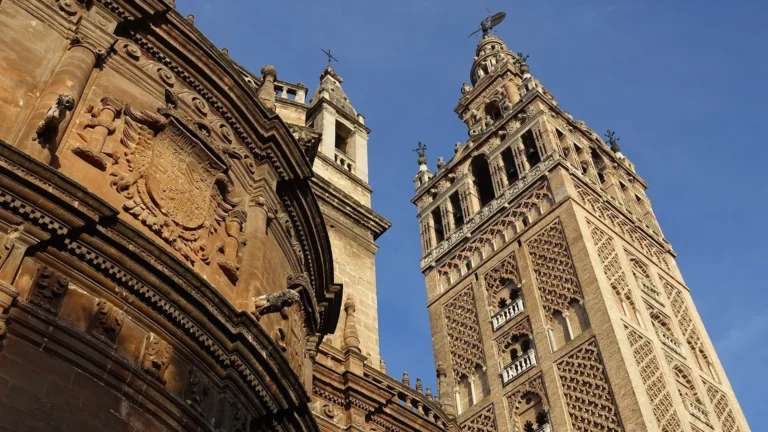 Early Bird walking tour. Seville tours. Tour matutino por Sevilla. Tour mattutino di Siviglia. Visitre matinale de Séville